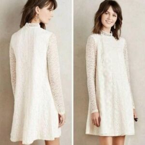 Lace Swing dress